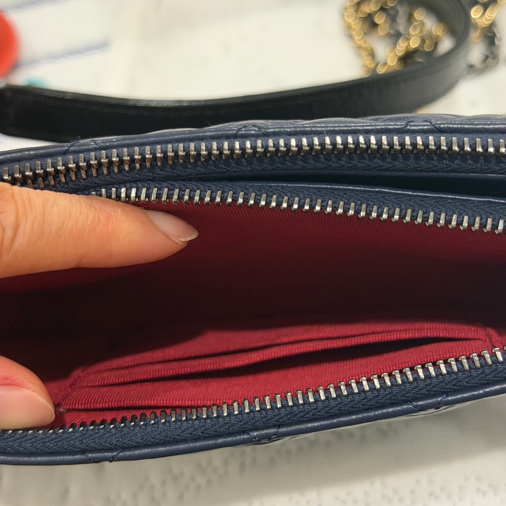 Chanel Gabrielle Clutch with Chain Navy/Black - Picture 7 of 10